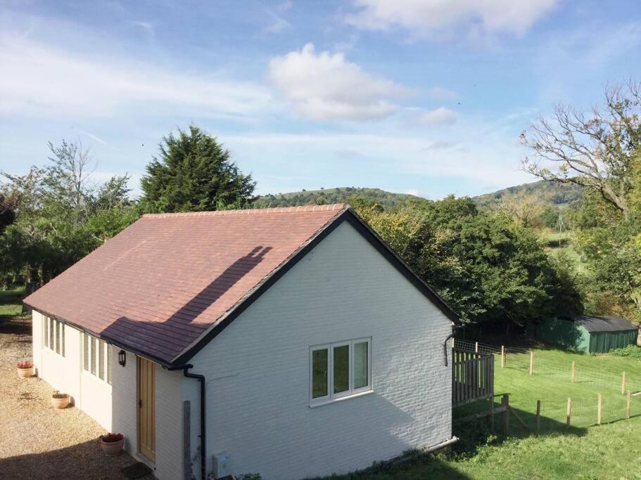 Little Gem At Foot Of Malvern Hills غْريت مالفيرن المظهر الخارجي الصورة